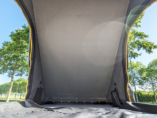 Quick Pitch Aero Light Weight Roof Top Tent