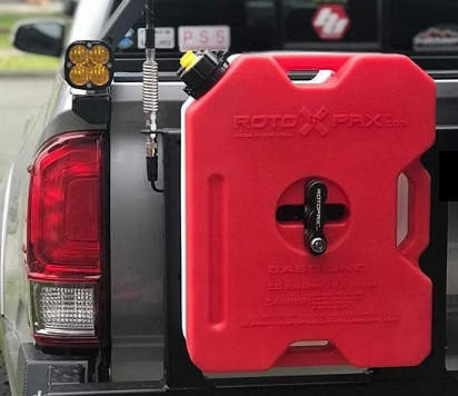 Load image into Gallery viewer, Rotopax Jerry Can for Gasoline, 2 Gallon, Red - Gen2
