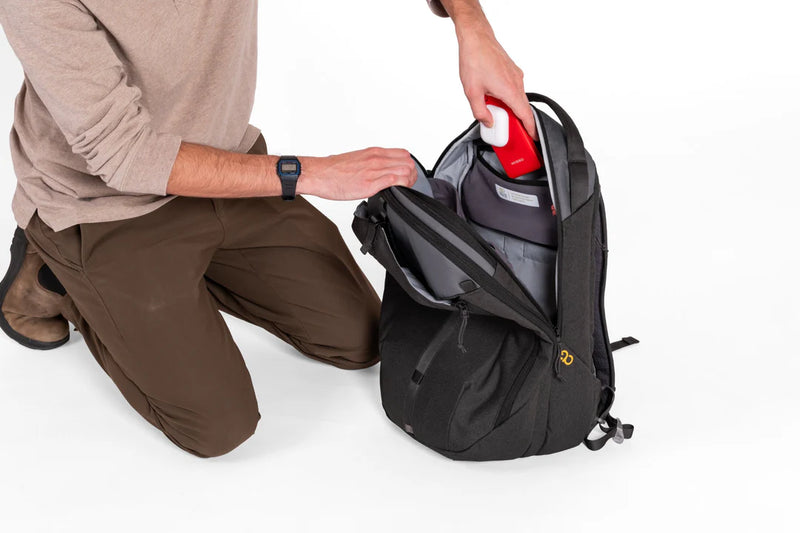 Load image into Gallery viewer, Nemo Vantage 26L Endless Promise (Chai)
